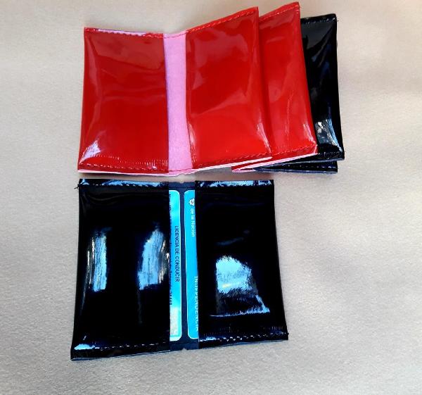 PORTA TARJETAS